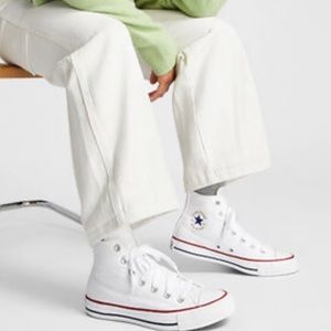 Chuck Taylor All Star Classic Unisex High Top Sneaker